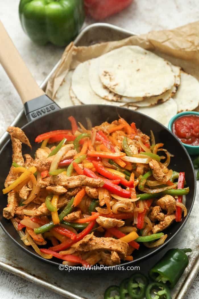 Easy Chicken Fajitas Recipe: Sizzle Up Restaurant-Quality Taste